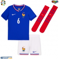 Otroški Nogometni dresi Francija Eduardo Camavinga #6 Domači EP 2024 Kratek Rokav (+ Kratke hlače)